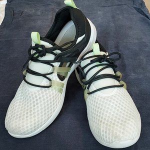 Vionic Adore Active Sneaker Size 11 White and Black
